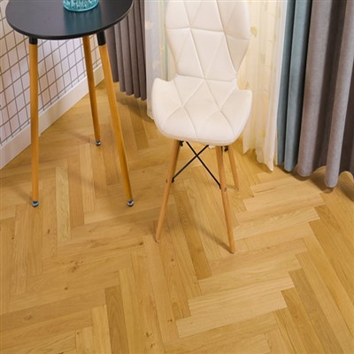 Oak a proiectat podea herringbone